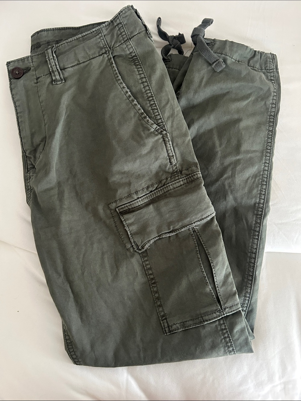 American Eagle Outfitters Women's Olive Green Cargo Joggers